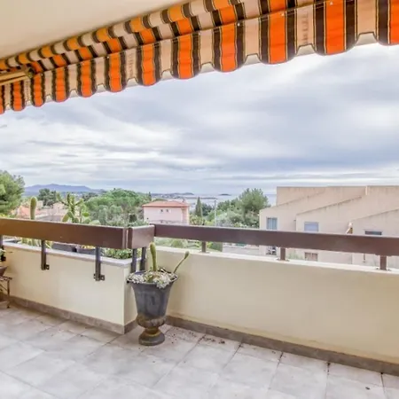 Nice Flat With Swimming Pool And Sea View Apartment Bandol